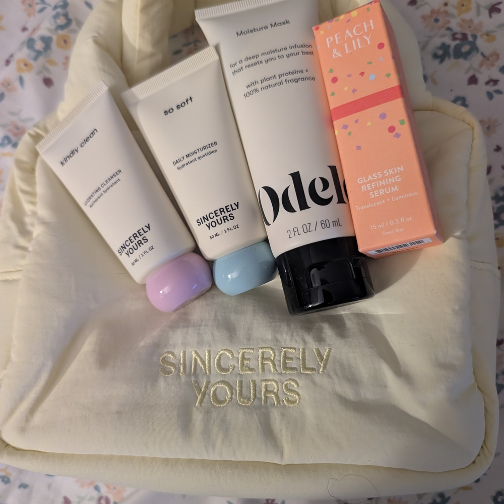 Skincare Moisturizer Set - White, Pink, Blue